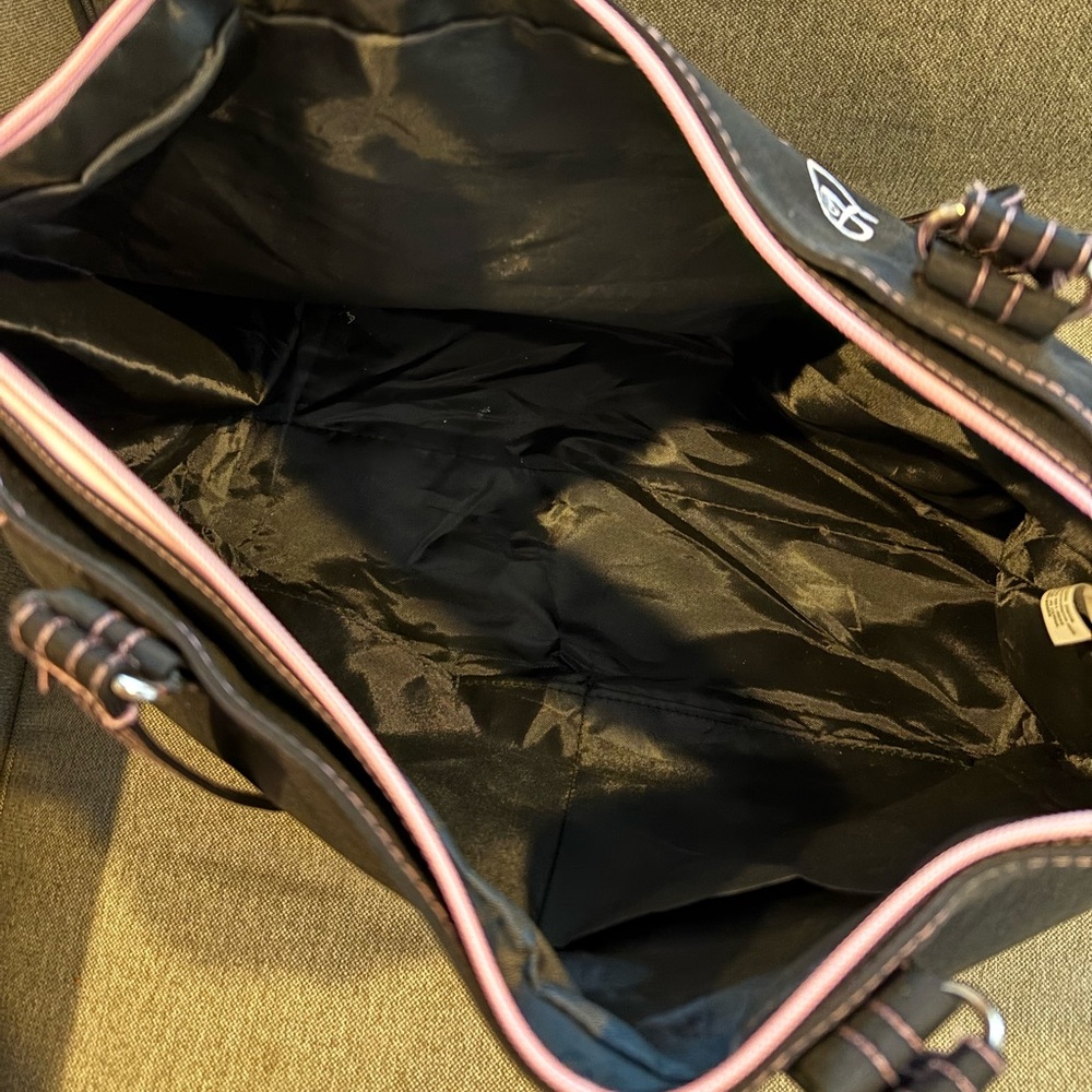 Horizon Dance Bag. Black/pink. Roomy. Used for one season of dance. Looks new!